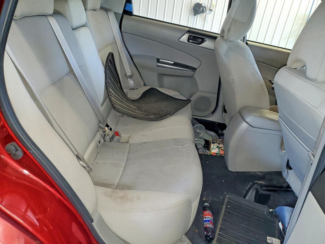 2013 Subaru Forester 2.5x Maroon vin: JF2SHABC9DH402333