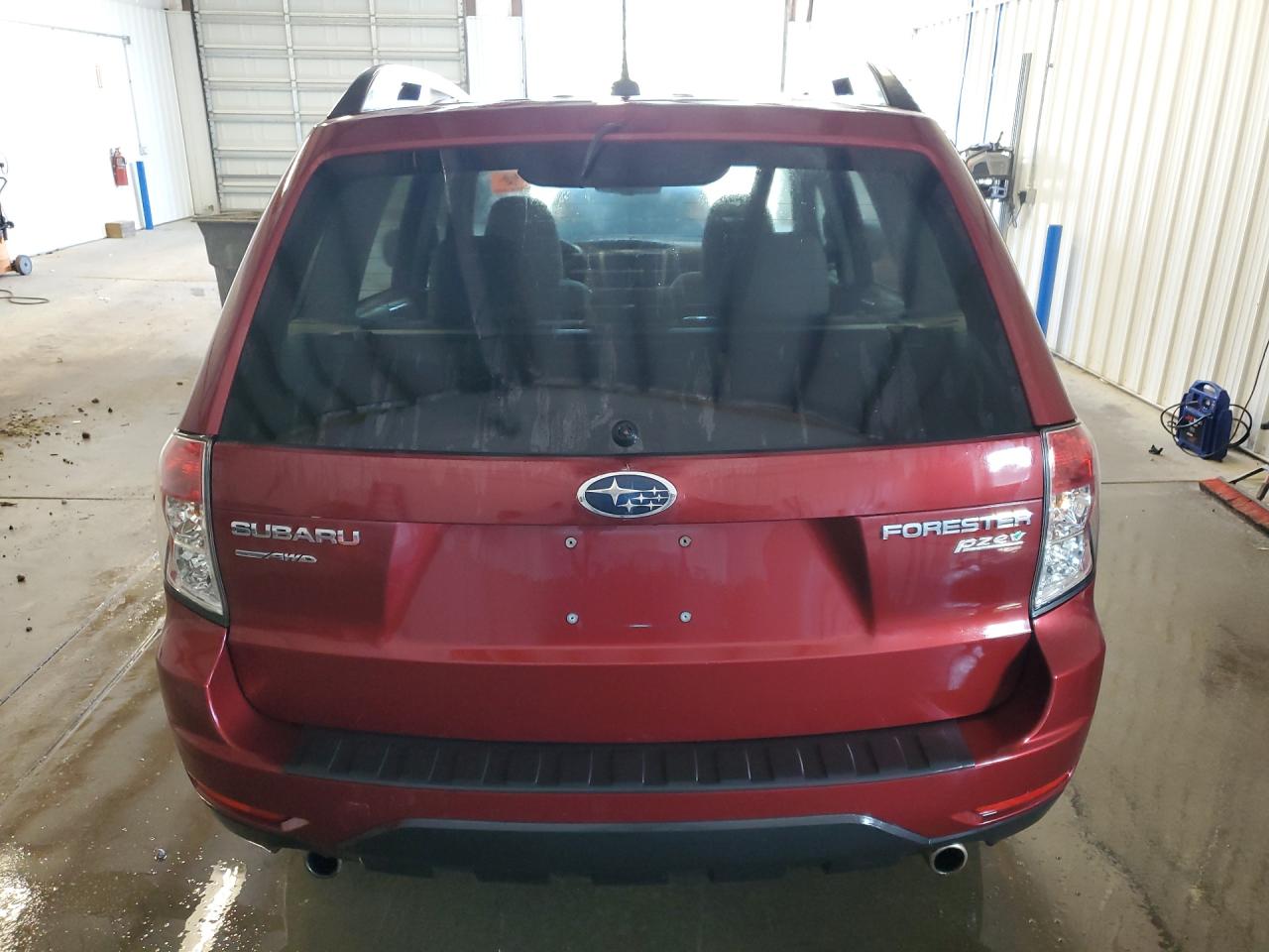 2013 Subaru Forester 2.5x Maroon vin: JF2SHABC9DH402333 Damage: Rear Wiper, Missing, Replacement Required