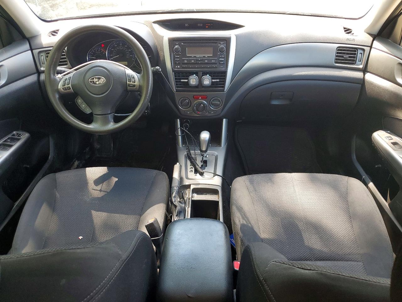 2013 Subaru Forester 2.5x Silver vin: JF2SHABC9DH440001