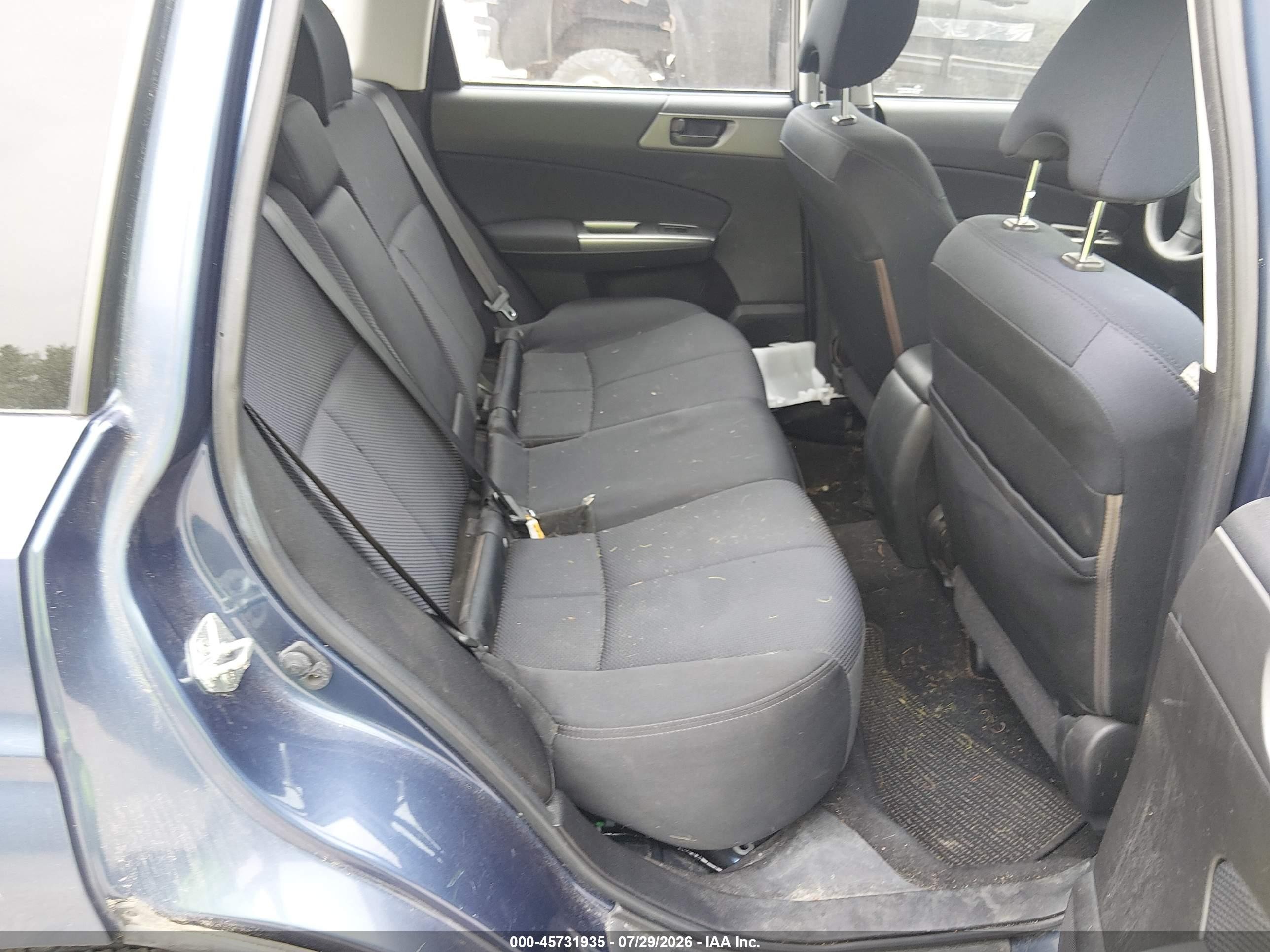 2011 Subaru Forester 2.5x Blue vin: JF2SHABCXBG717290