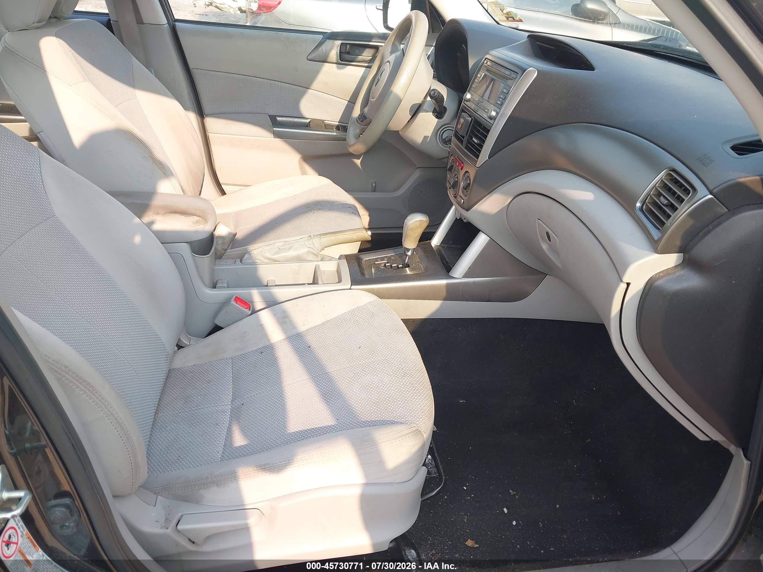 2011 Subaru Forester 2.5x Gray vin: JF2SHABCXBH708356
