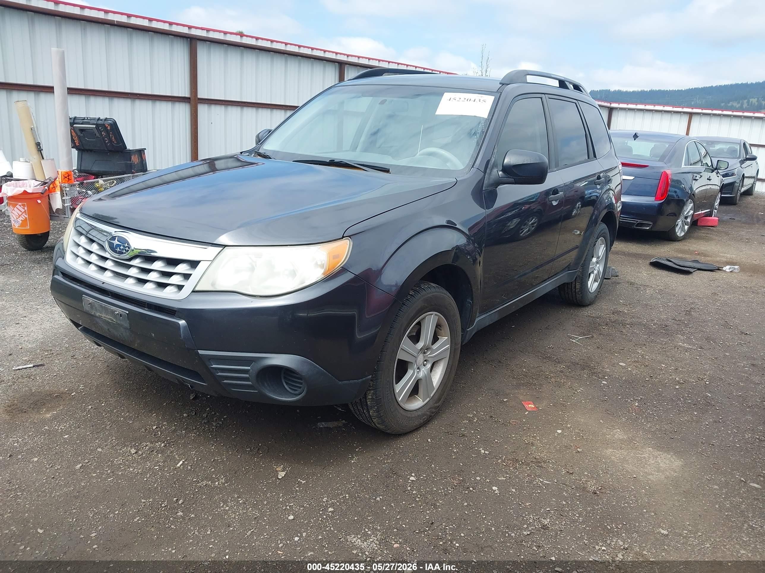 2011 Subaru Forester 2.5x Gray vin: JF2SHABCXBH709099