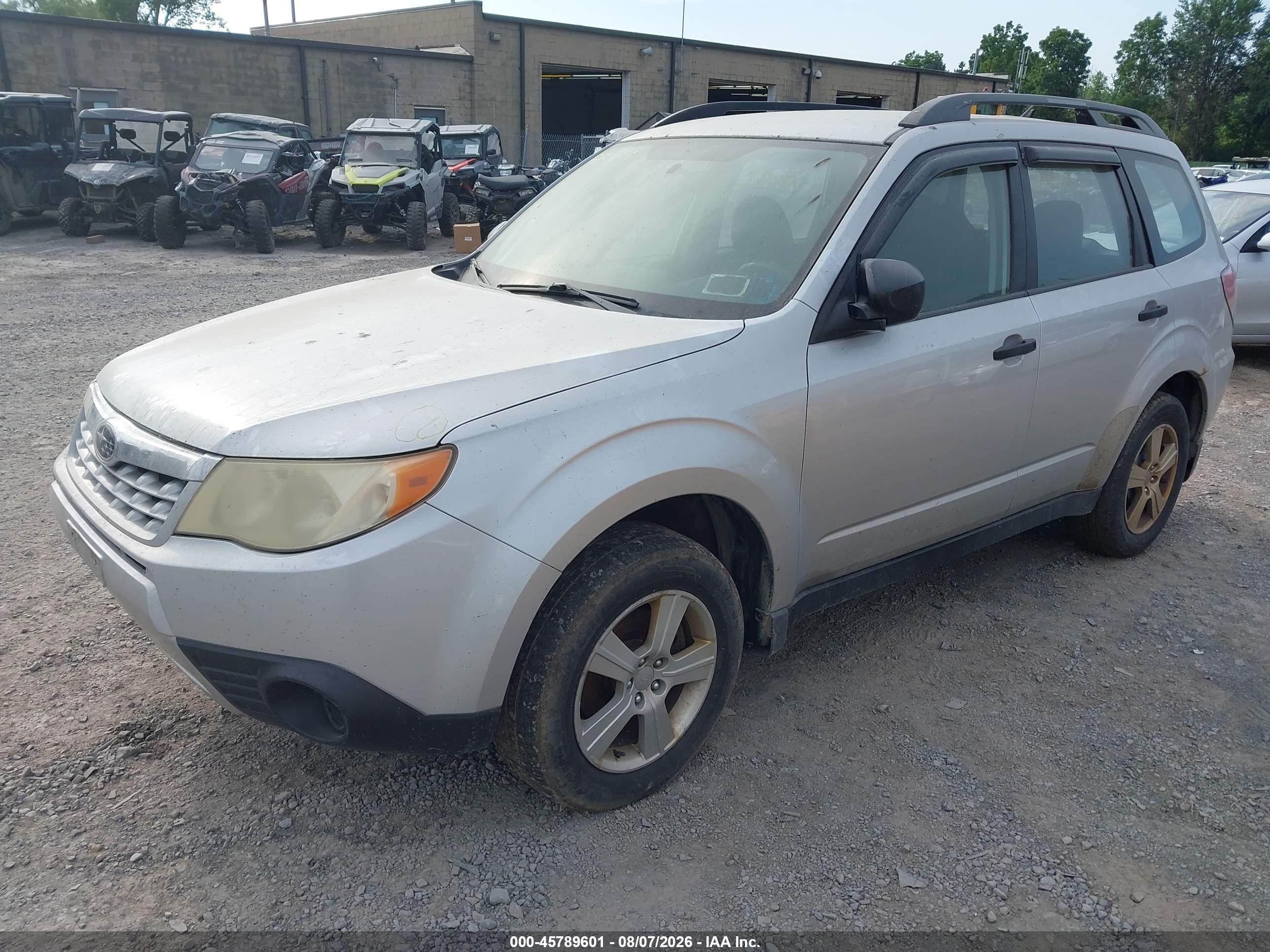 2011 Subaru Forester 2.5x Серебряный vin: JF2SHABCXBH718689