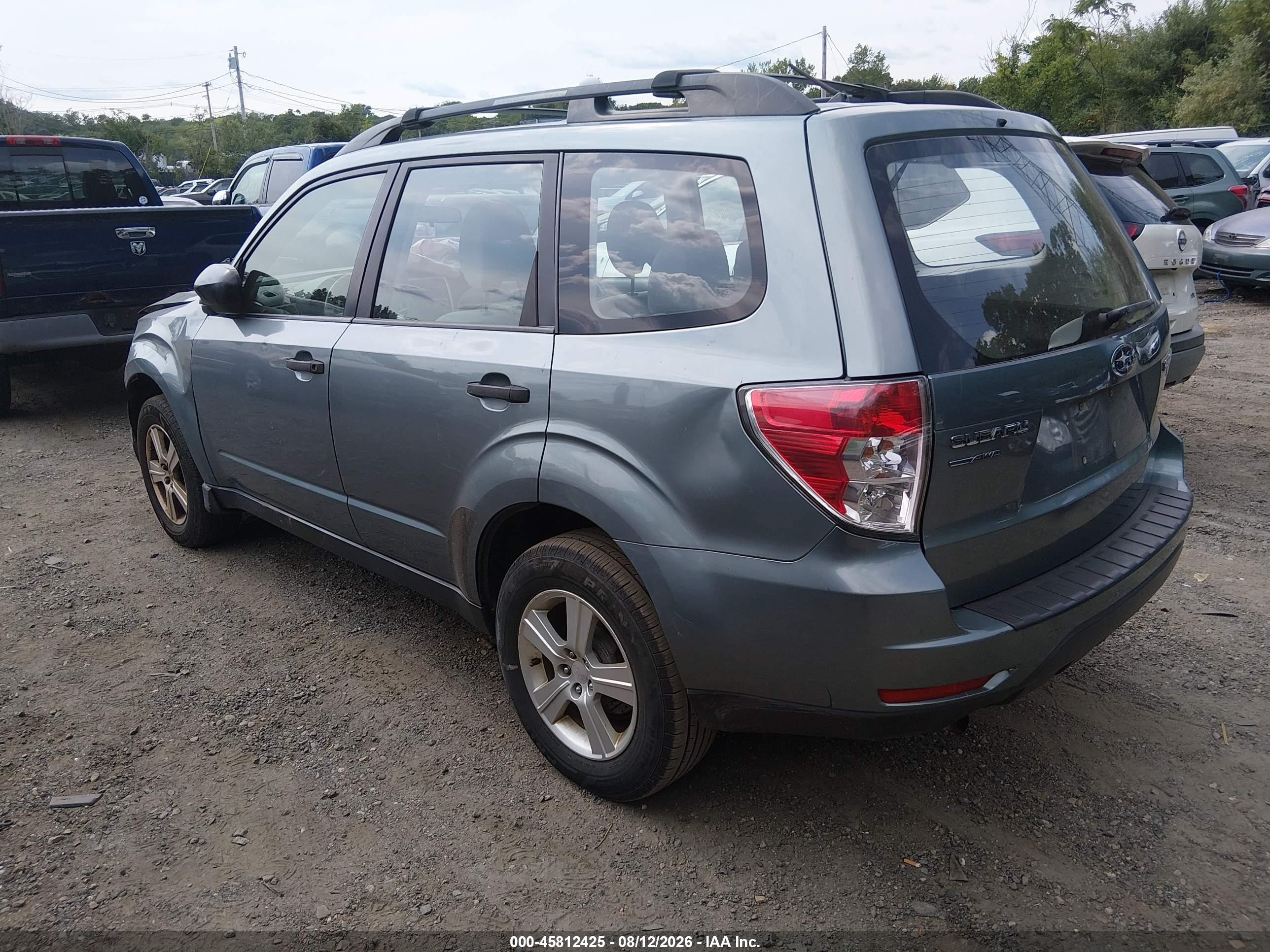 2011 Subaru Forester 2.5x Teal vin: JF2SHABCXBH761574