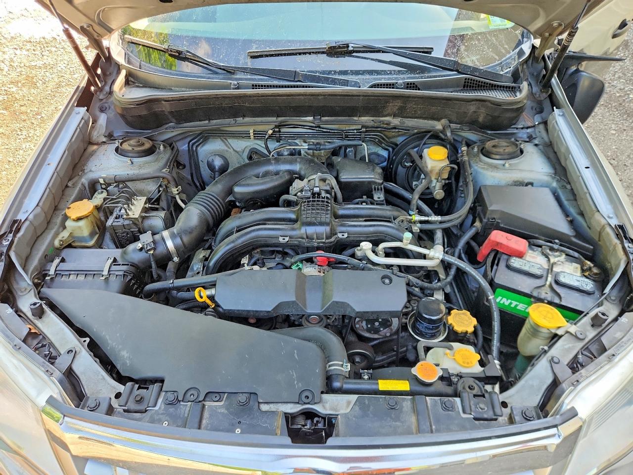 2011 Subaru Forester 2.5x Silver vin: JF2SHABCXBH763924