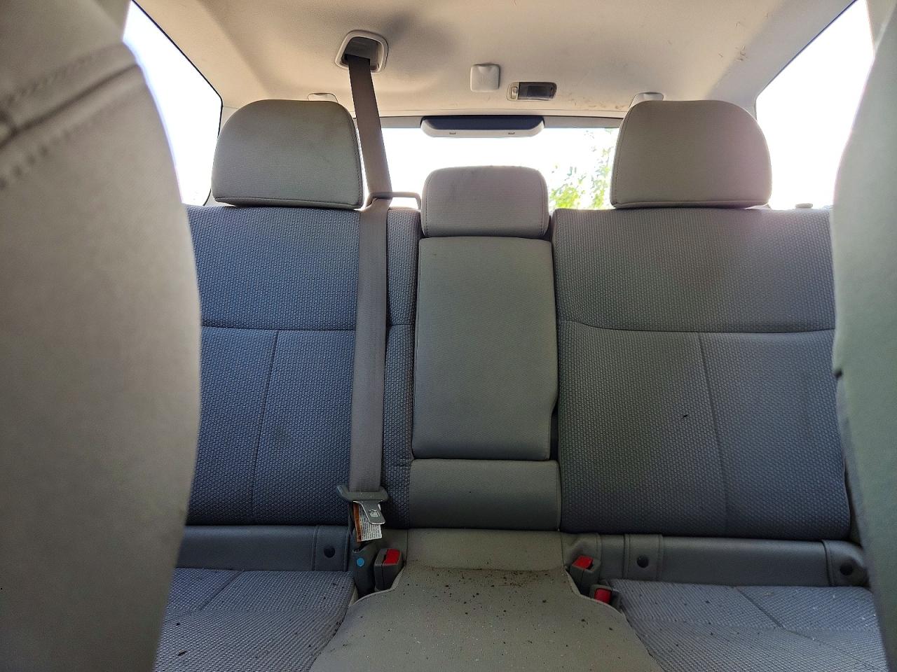 2011 Subaru Forester 2.5x Silver vin: JF2SHABCXBH763924