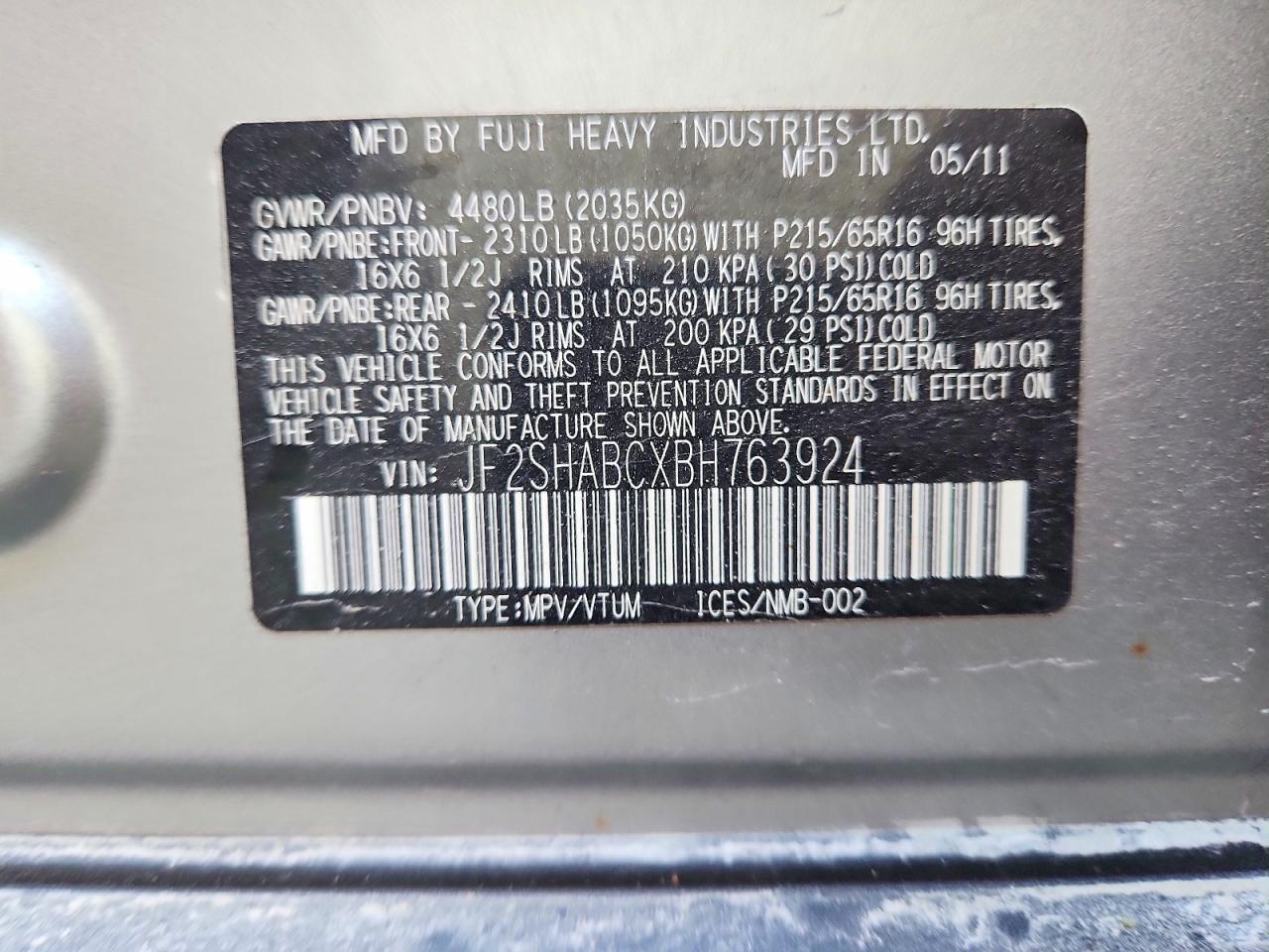 2011 Subaru Forester 2.5x Silver vin: JF2SHABCXBH763924
