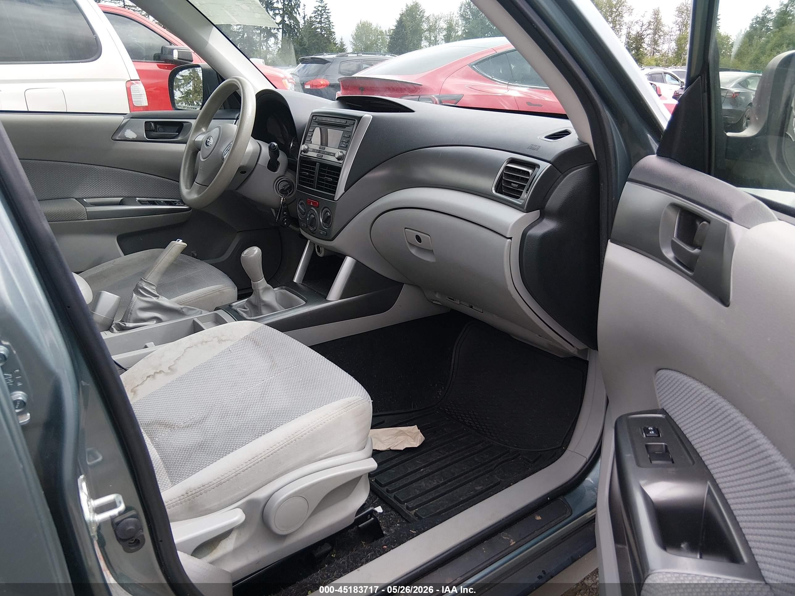 2012 Subaru Forester 2.5x Blue vin: JF2SHABCXCG443624