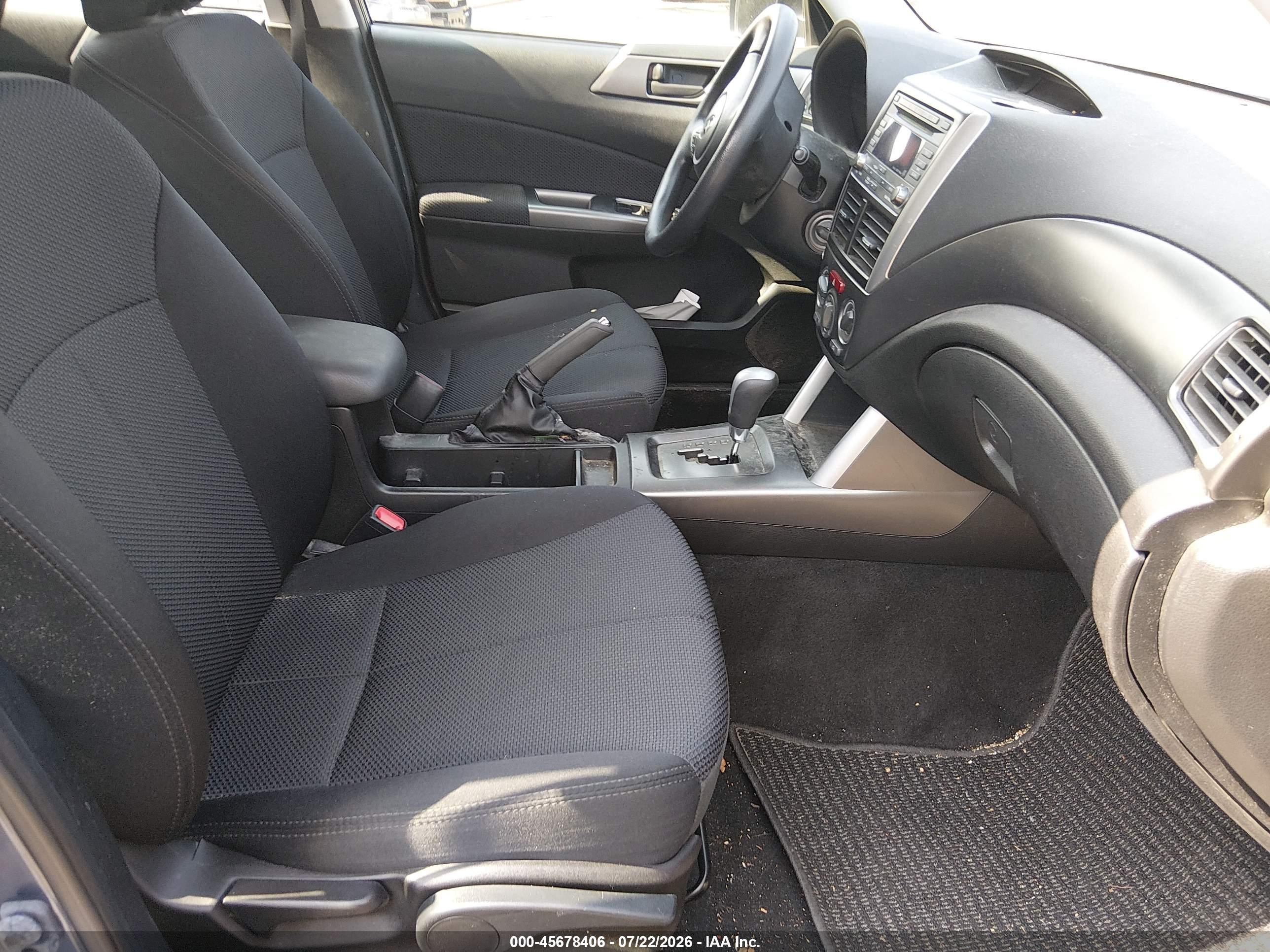 2012 Subaru Forester 2.5x Blue vin: JF2SHABCXCH409435
