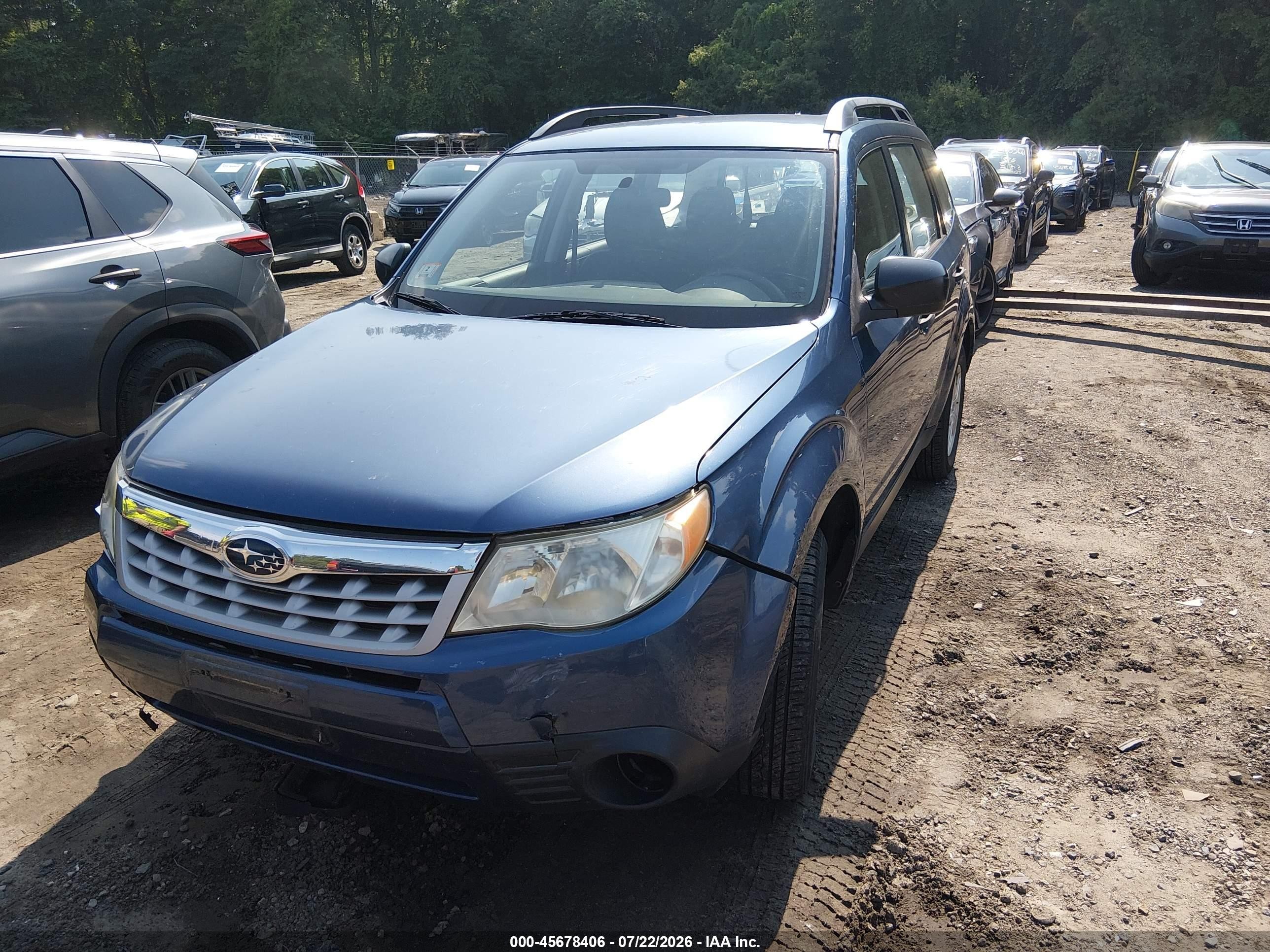 2012 Subaru Forester 2.5x Blue vin: JF2SHABCXCH409435
