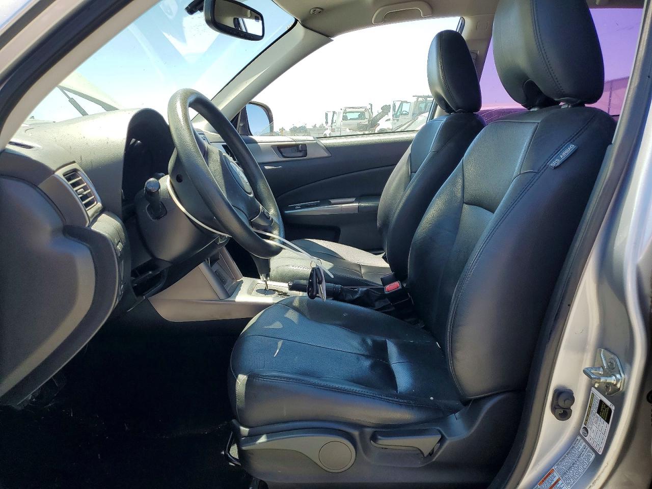 2012 Subaru Forester 2.5x Silver vin: JF2SHABCXCH444315