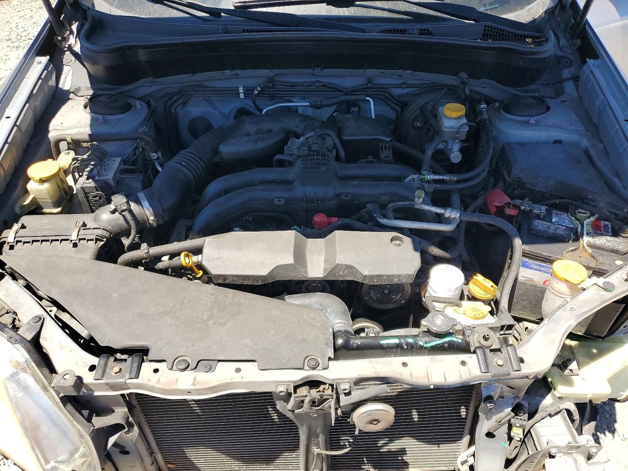 2012 Subaru Forester 2.5x Silver vin: JF2SHABCXCH444315