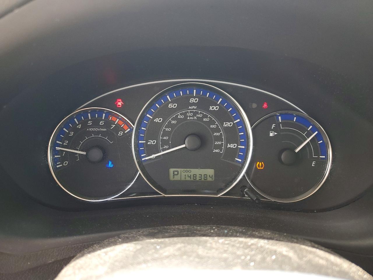 2012 Subaru Forester 2.5x Silver vin: JF2SHABCXCH463690