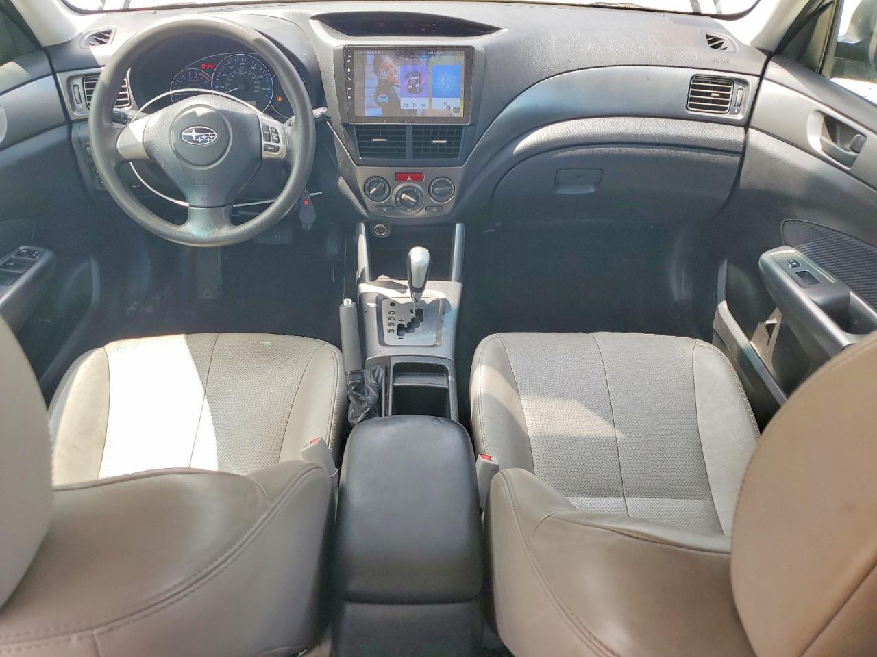 2012 Subaru Forester 2.5x Silver vin: JF2SHABCXCH463690