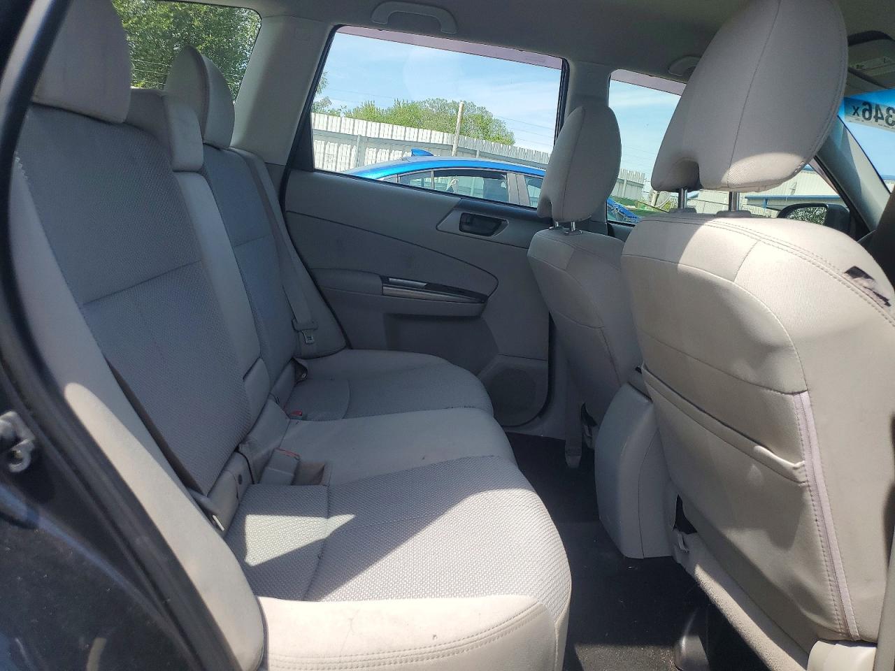 2013 Subaru Forester 2.5x Charcoal vin: JF2SHABCXDG418322