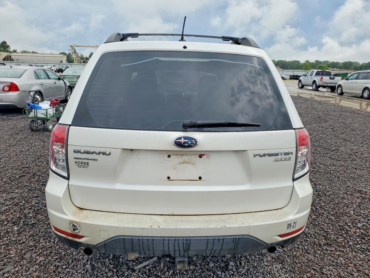 2013 Subaru Forester 2.5x Белый vin: JF2SHABCXDH406729