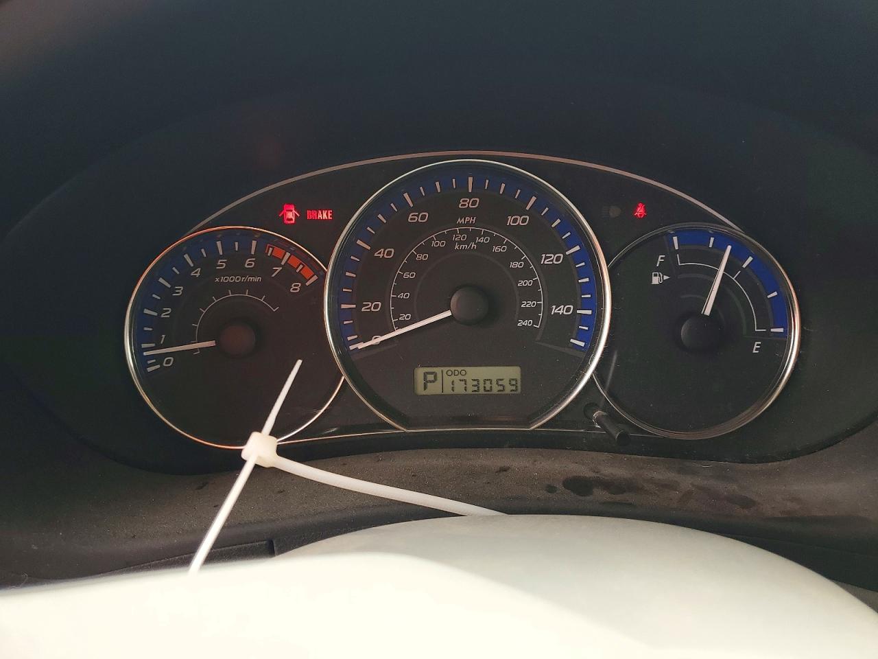 2013 Subaru Forester 2.5x Белый vin: JF2SHABCXDH406729