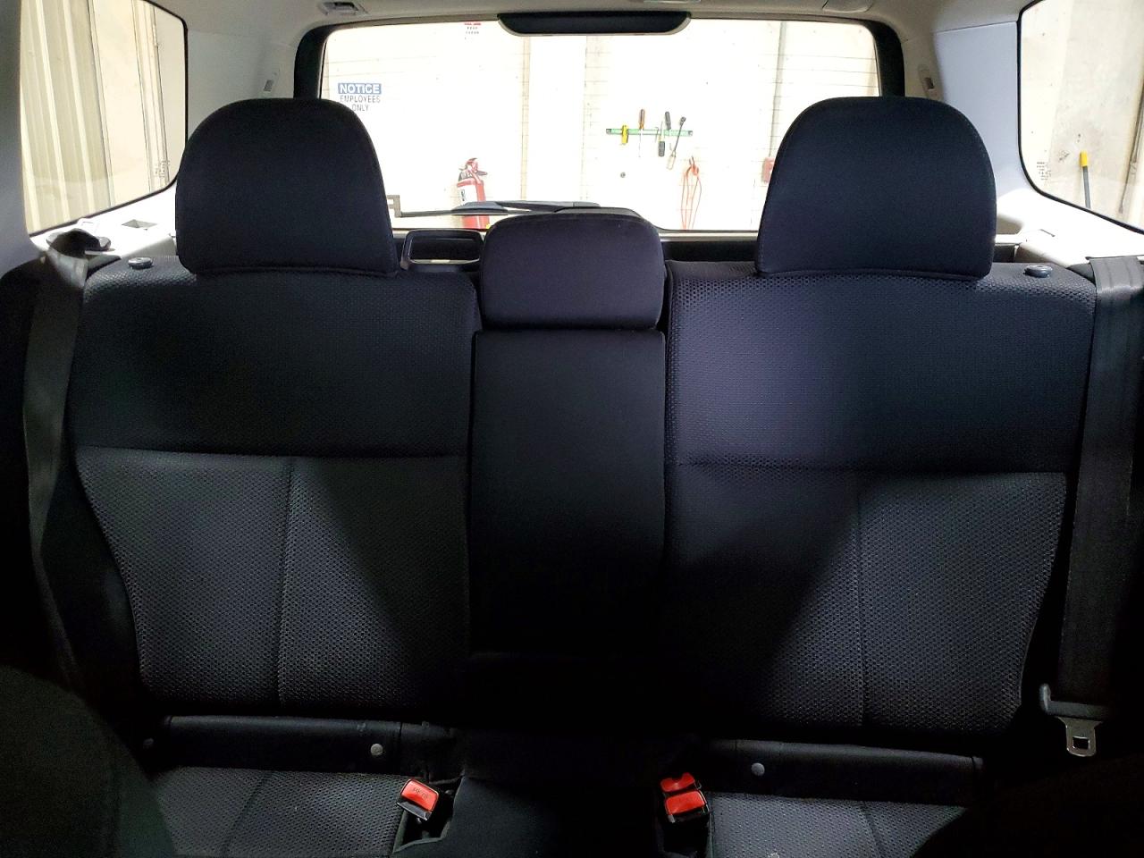 2013 Subaru Forester 2.5x Silver vin: JF2SHABCXDH418766