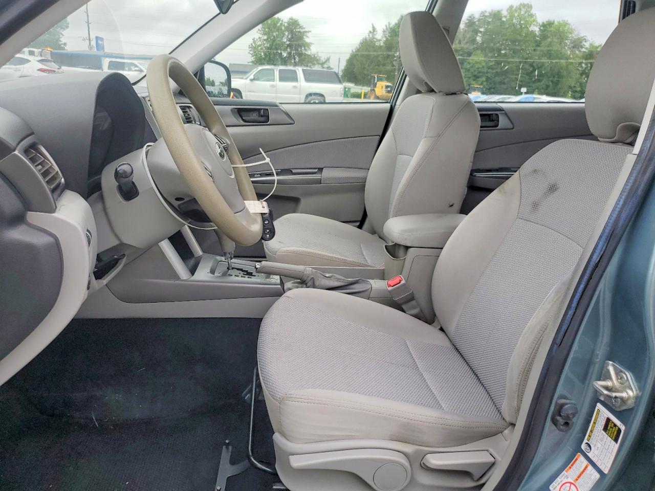 2013 Subaru Forester 2.5x Green vin: JF2SHABCXDH444431