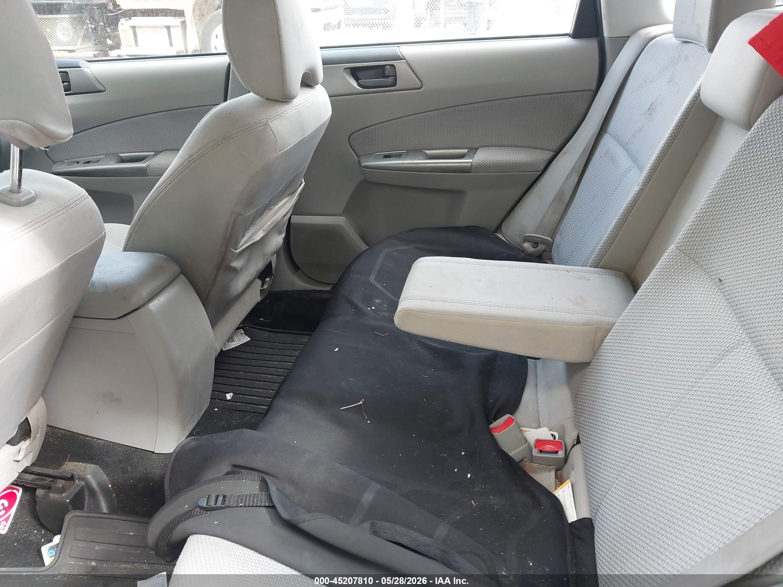 2013 Subaru Forester 2.5x Blue vin: JF2SHABCXDH445319