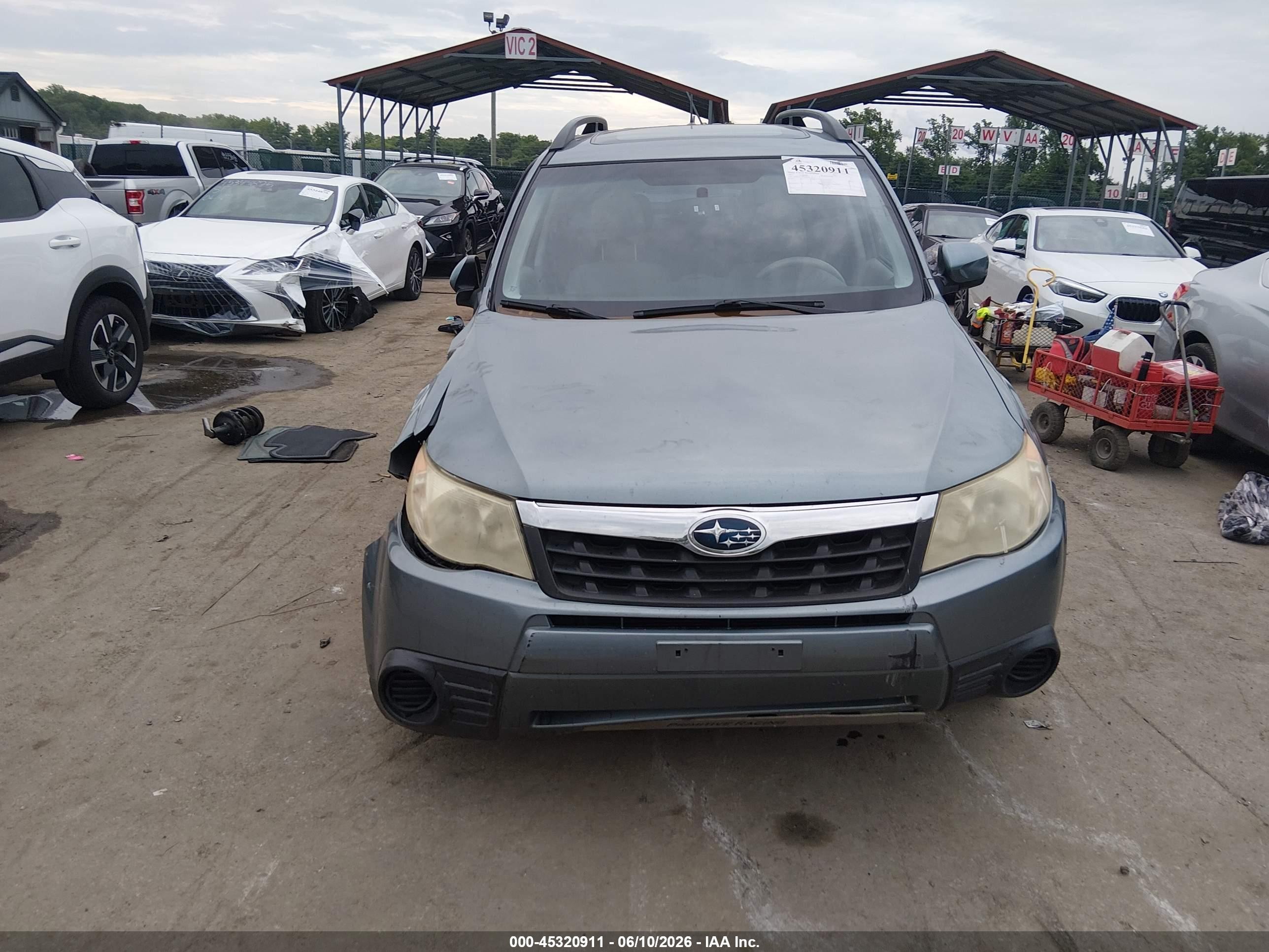 2011 Subaru Forester 2.5x Premium Light Blue vin: JF2SHACC0BH704752