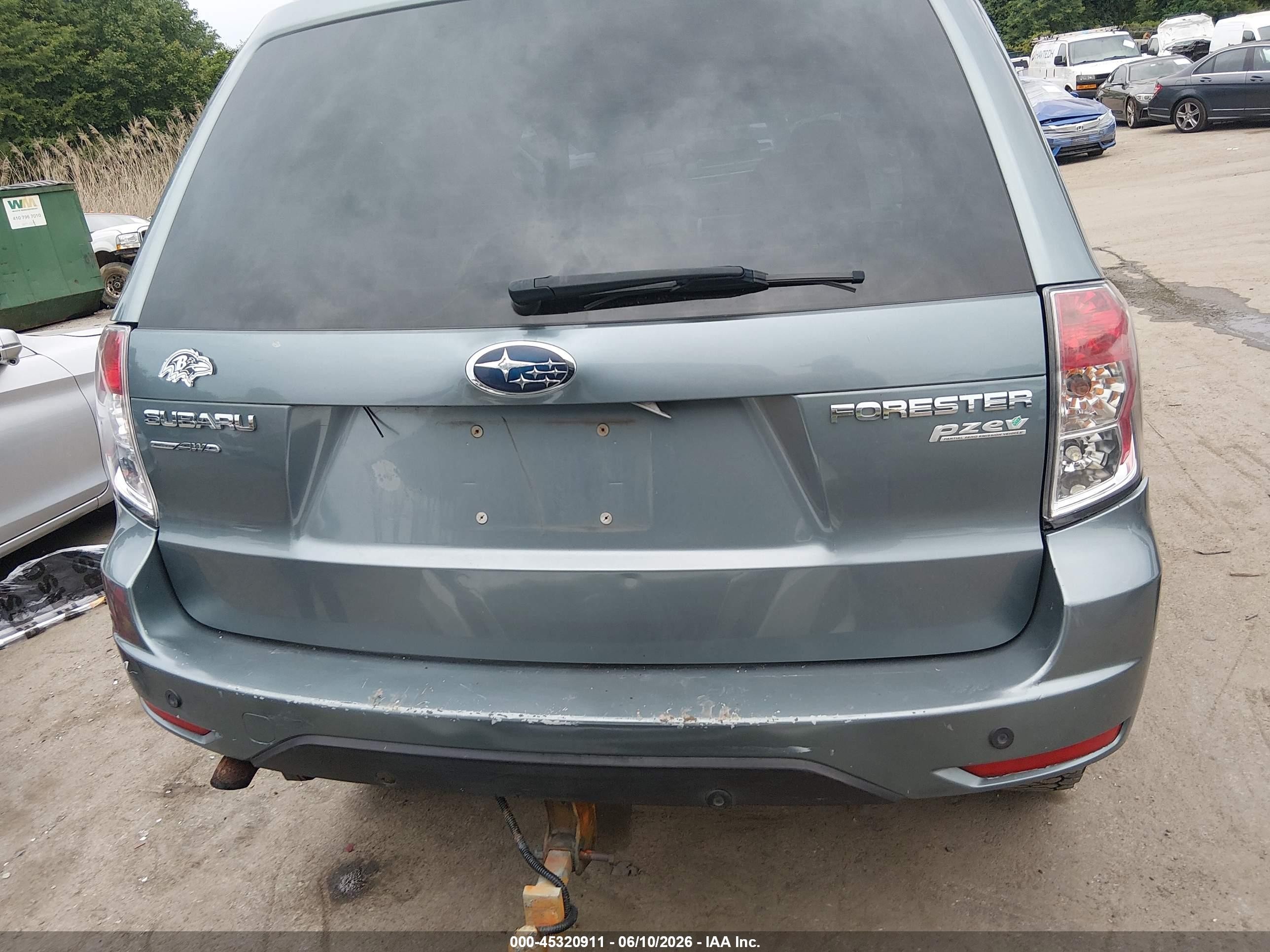 2011 Subaru Forester 2.5x Premium Light Blue vin: JF2SHACC0BH704752