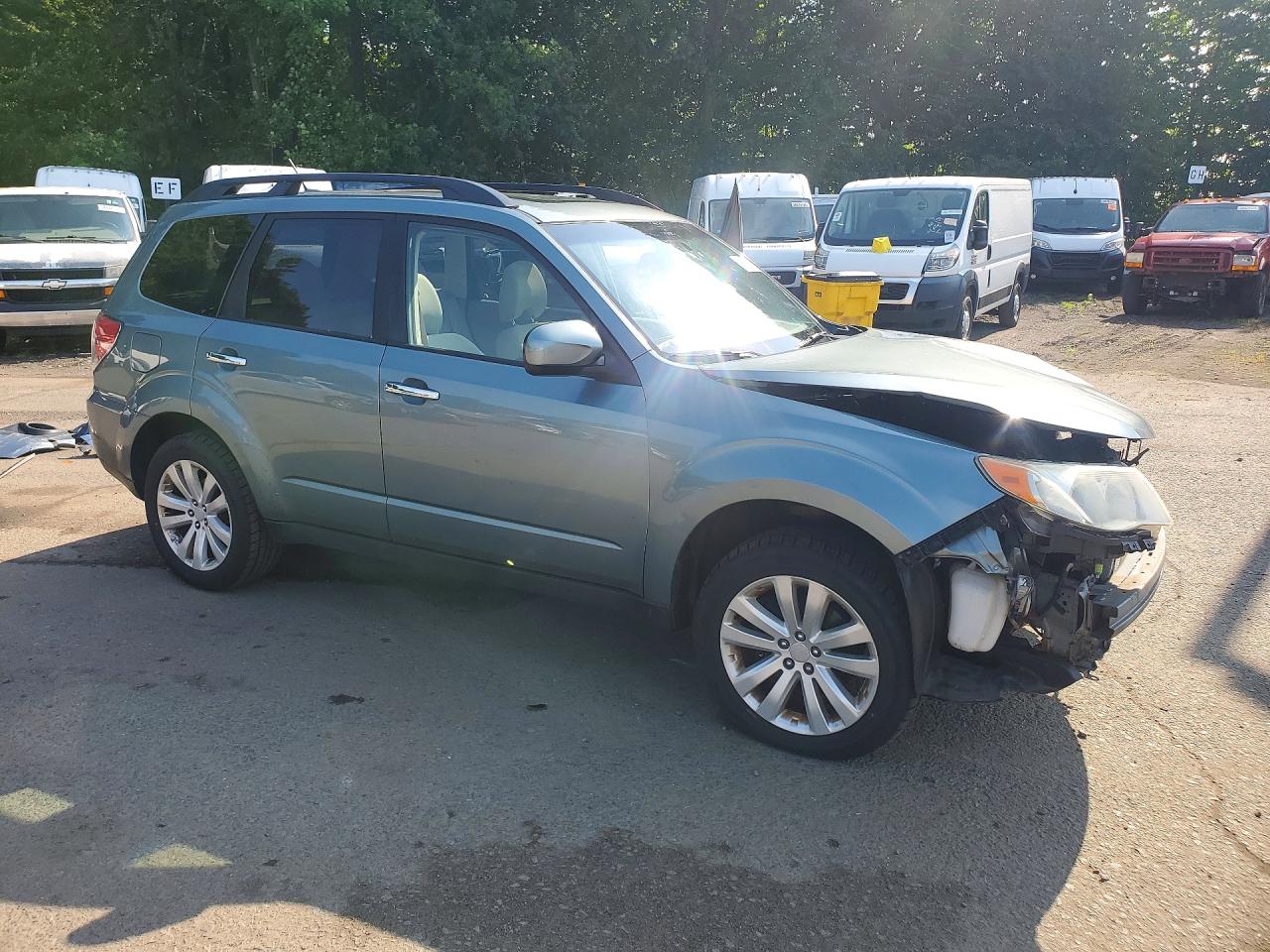2012 Subaru Forester 2.5x Premium Green vin: JF2SHACC0CH424959