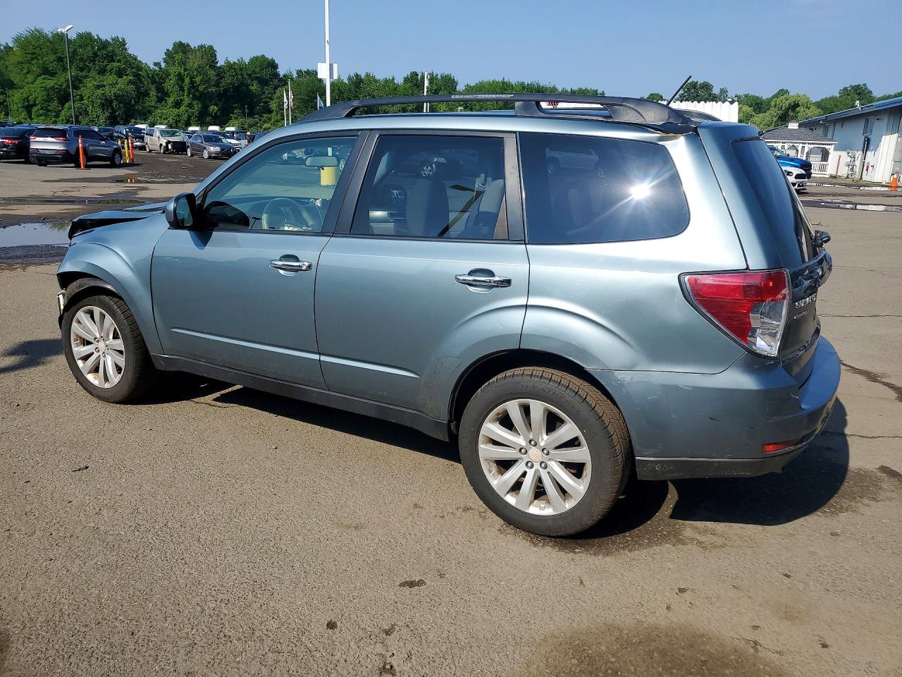 2012 Subaru Forester 2.5x Premium Green vin: JF2SHACC0CH424959