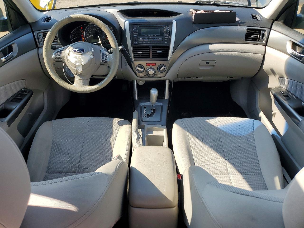 2012 Subaru Forester 2.5x Premium Green vin: JF2SHACC0CH424959