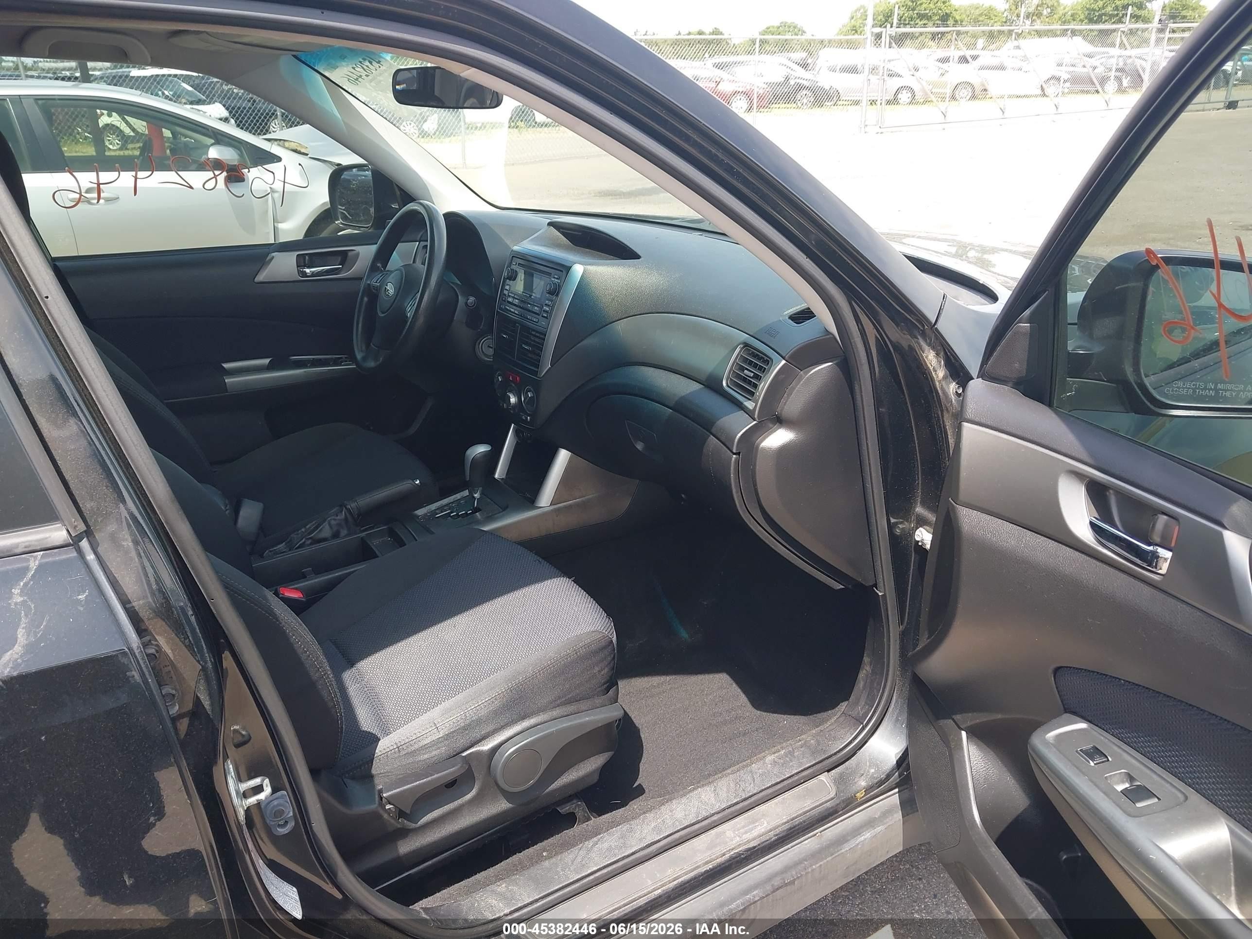 2012 Subaru Forester 2.5x Premium Black vin: JF2SHACC2CH452066