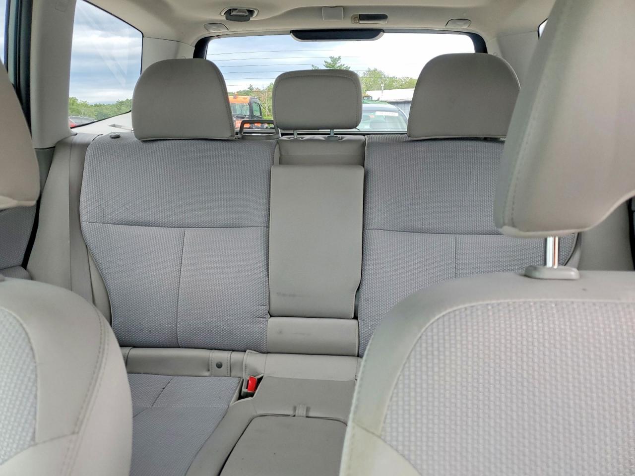 2011 Subaru Forester 2.5x Premium Green vin: JF2SHADC0BH774251