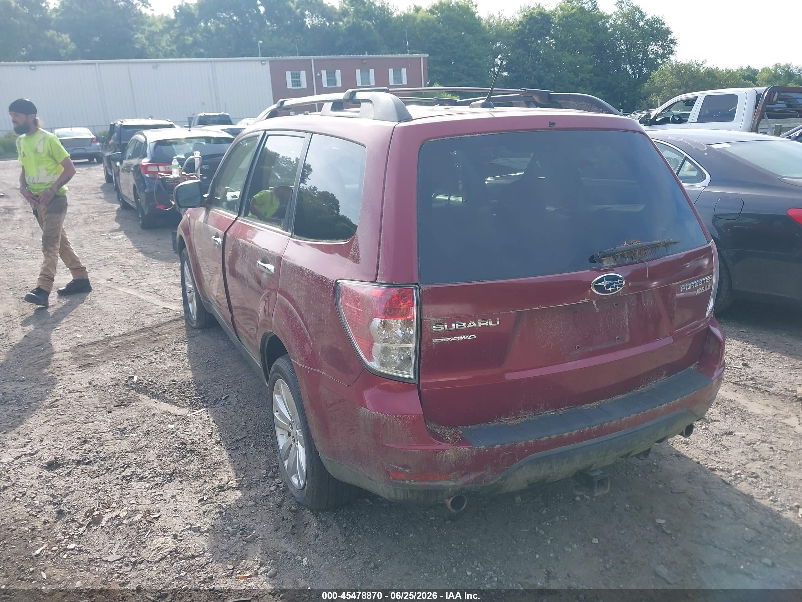 2012 Subaru Forester 2.5x Premium Maroon vin: JF2SHADC0CG401444