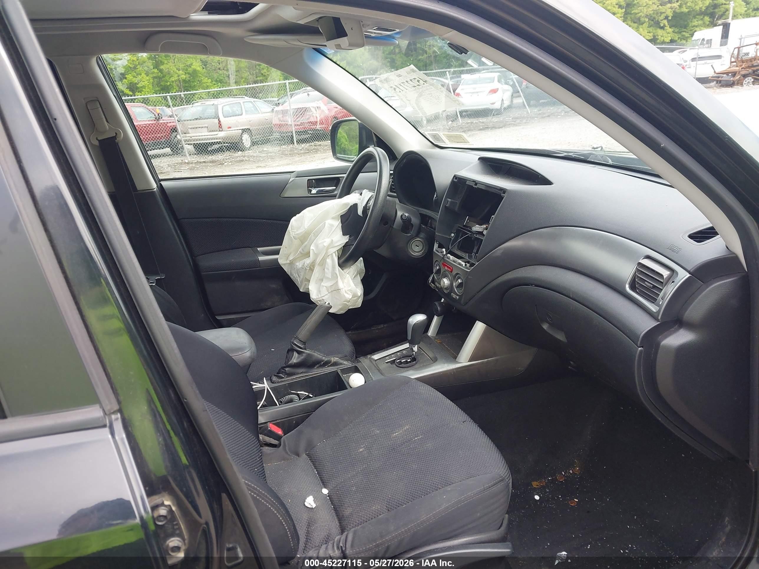 2012 Subaru Forester 2.5x Premium Black vin: JF2SHADC0CH416892