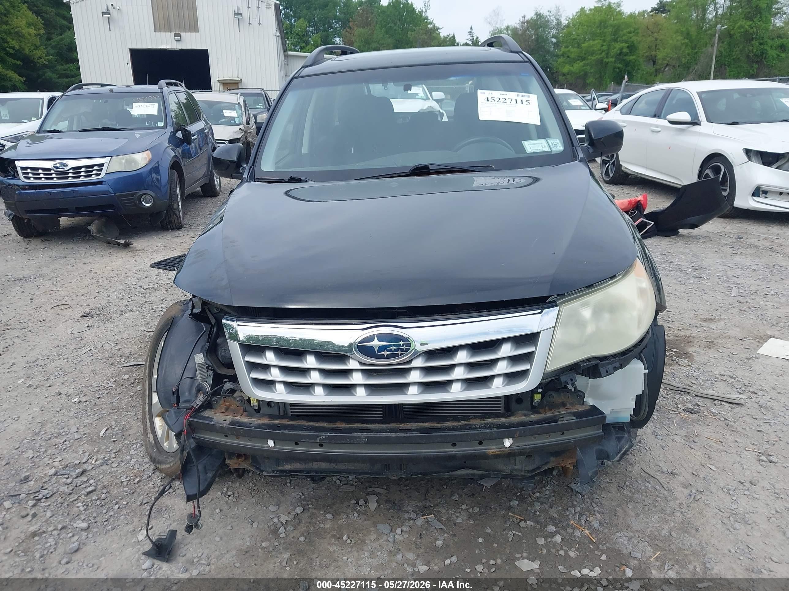 2012 Subaru Forester 2.5x Premium Black vin: JF2SHADC0CH416892