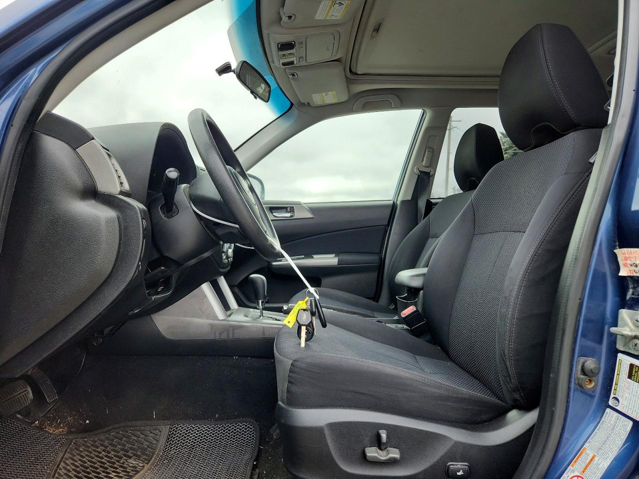 2012 Subaru Forester 2.5x Premium Blue vin: JF2SHADC0CH417752