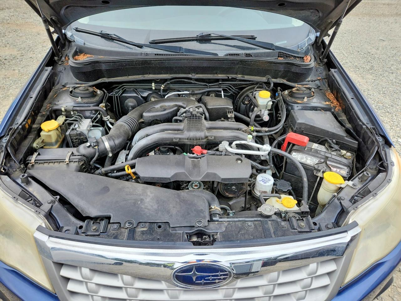 2012 Subaru Forester 2.5x Premium Blue vin: JF2SHADC0CH417752