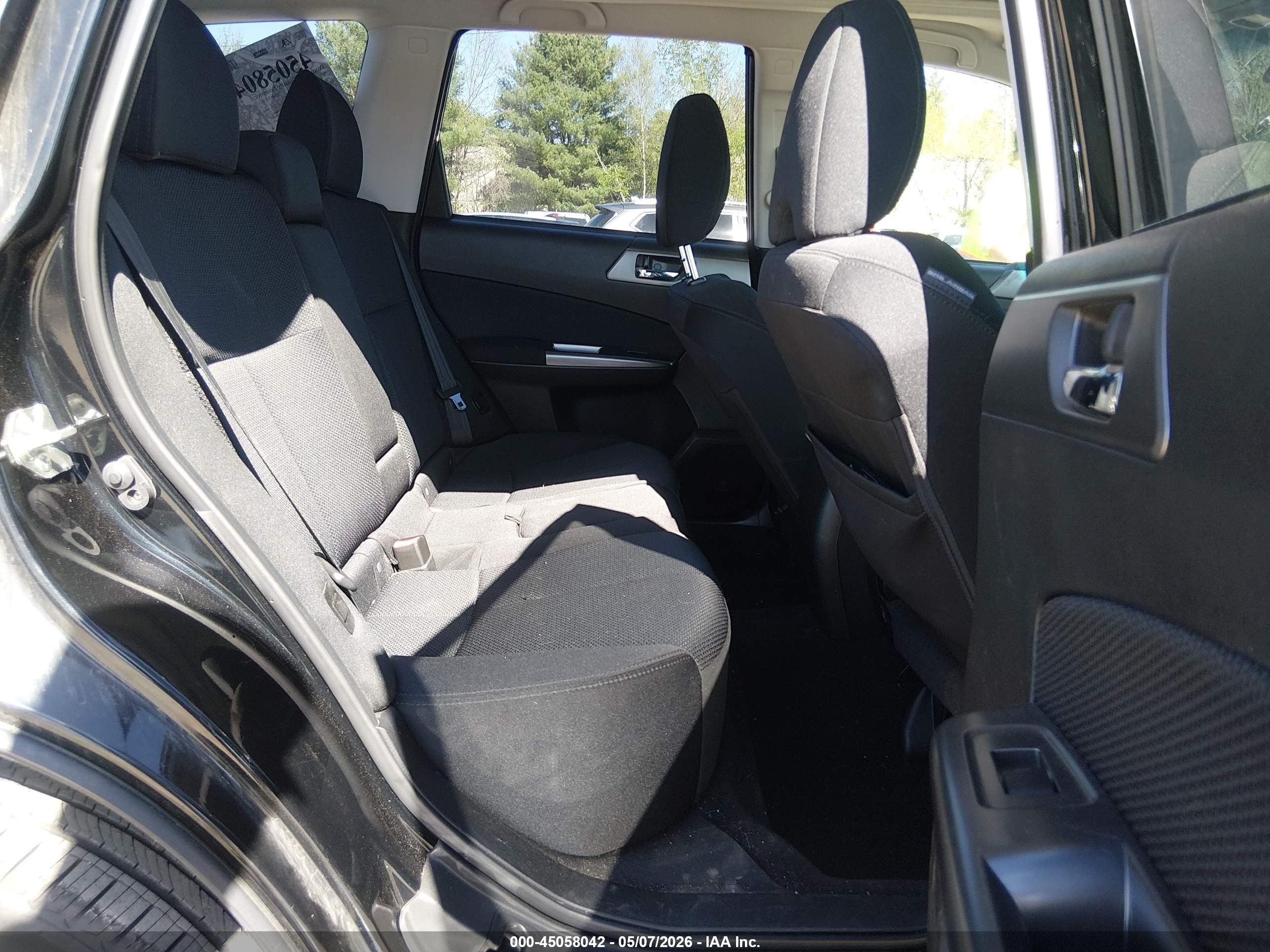 2012 Subaru Forester 2.5x Premium Черный vin: JF2SHADC0CH430016