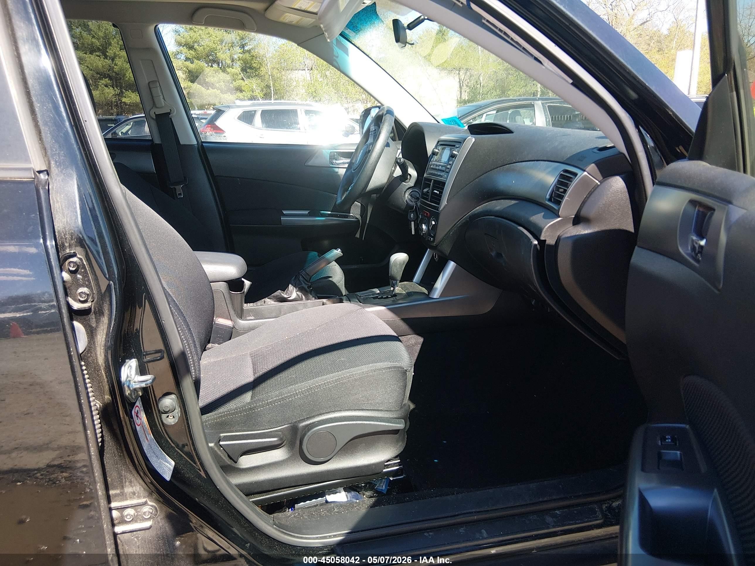 2012 Subaru Forester 2.5x Premium Черный vin: JF2SHADC0CH430016
