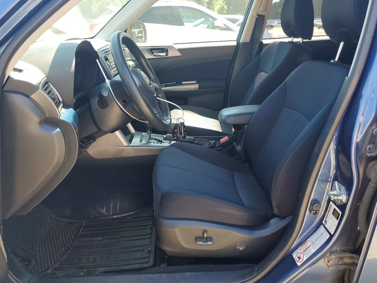 2012 Subaru Forester 2.5x Premium Blue vin: JF2SHADC0CH432509
