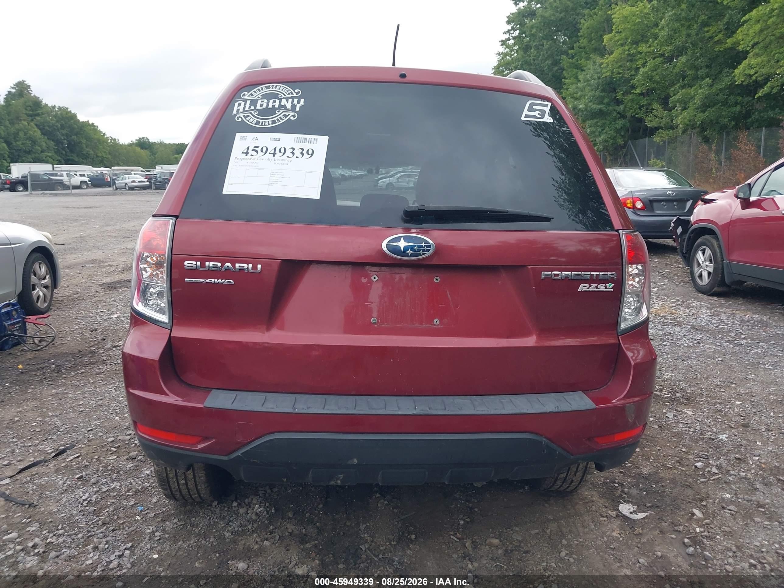 2012 Subaru Forester 2.5x Premium Maroon vin: JF2SHADC0CH434650