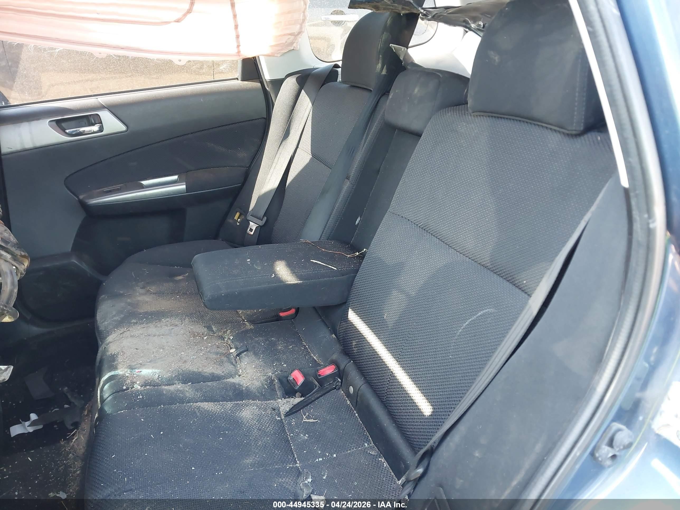 2012 Subaru Forester 2.5x Premium Blue vin: JF2SHADC0CH464358