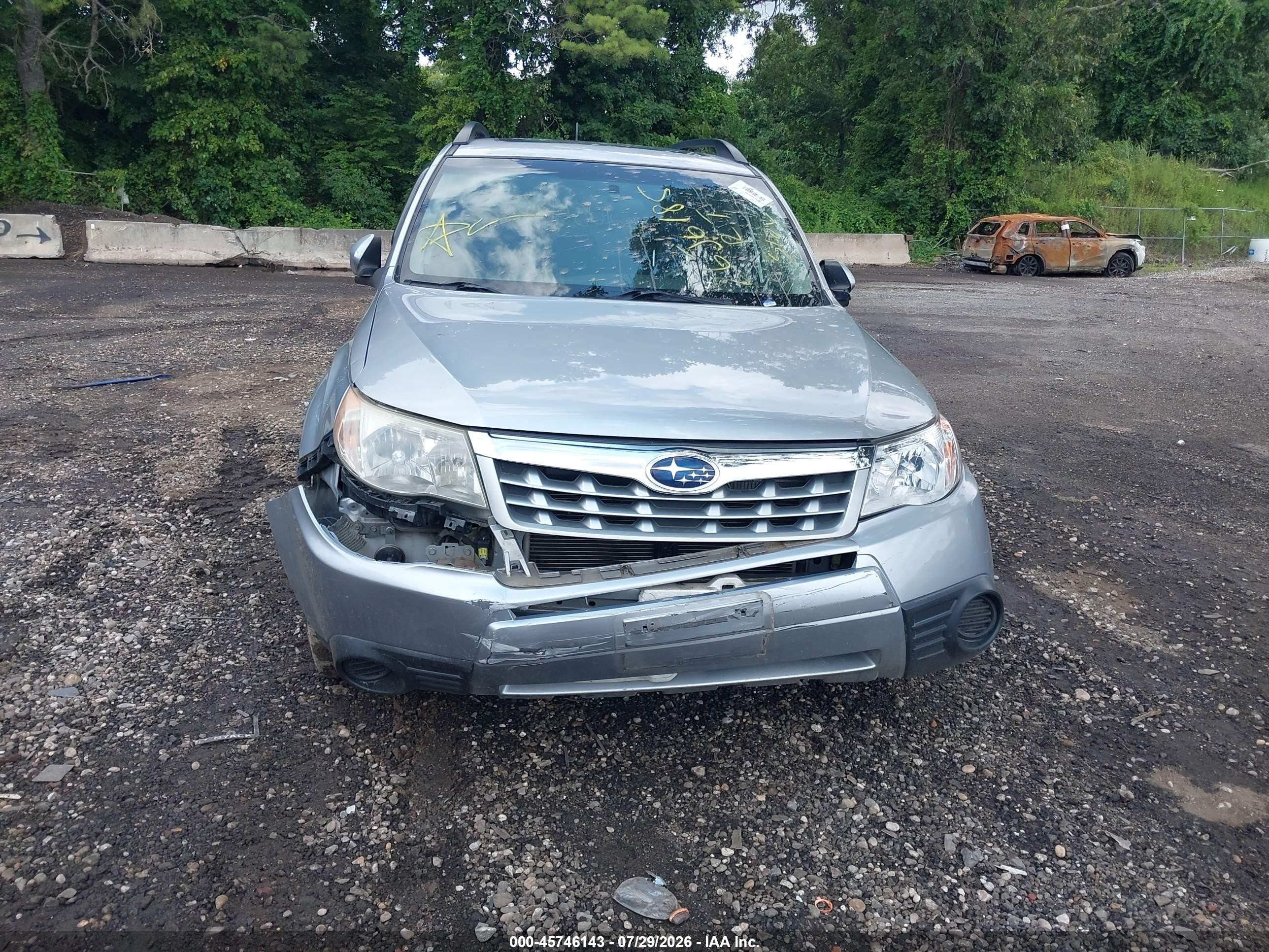 2013 Subaru Forester 2.5x Premium Silver vin: JF2SHADC0DG418813