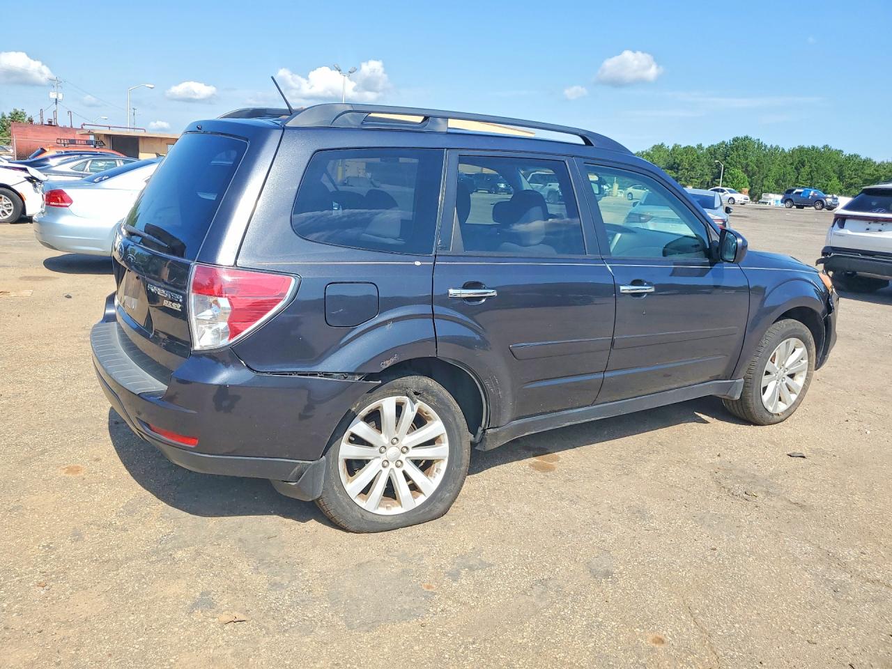 2013 Subaru Forester 2.5x Premium Черный vin: JF2SHADC0DH401956