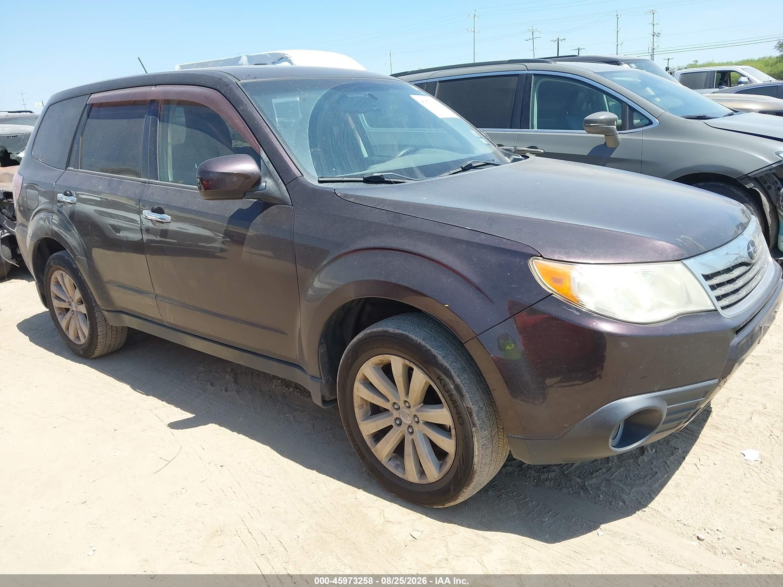 2013 Subaru Forester 2.5x Premium Purple vin: JF2SHADC0DH403772