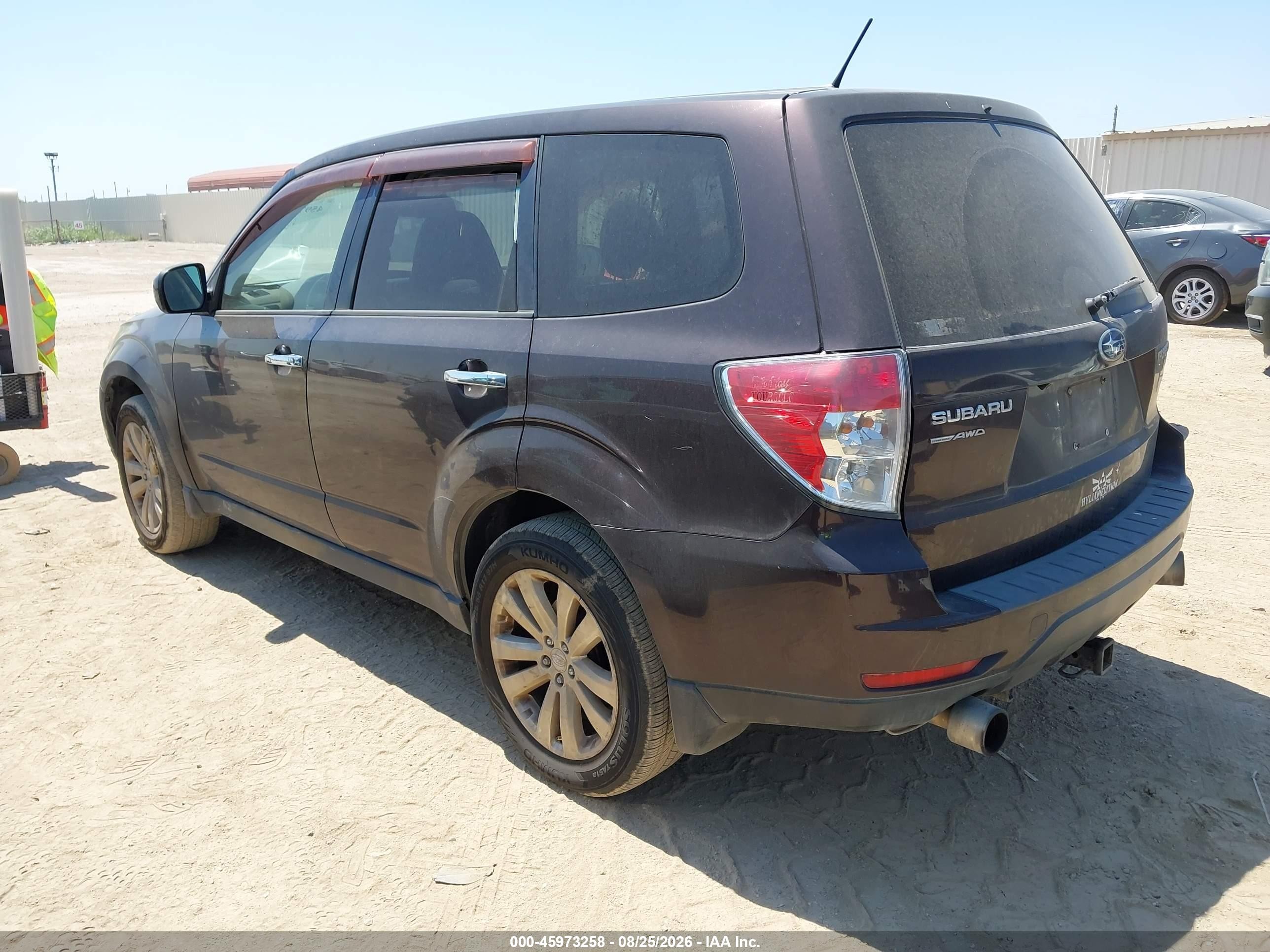 2013 Subaru Forester 2.5x Premium Purple vin: JF2SHADC0DH403772