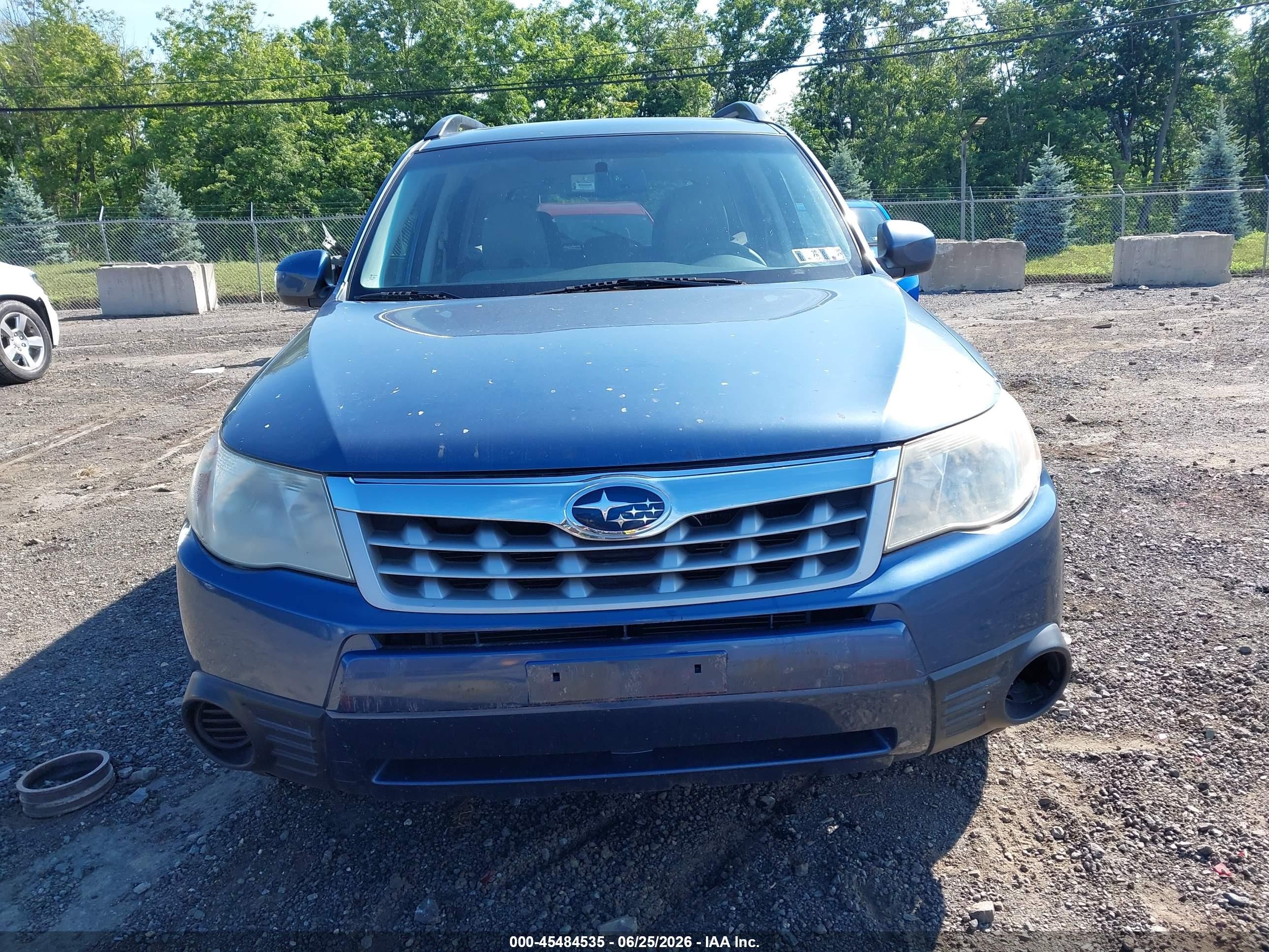2013 Subaru Forester 2.5x Premium Blue vin: JF2SHADC0DH418613