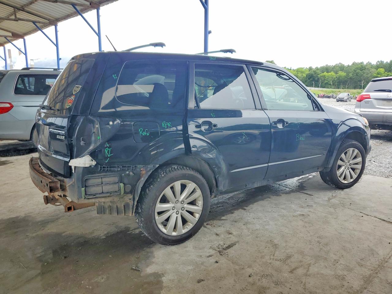 2013 Subaru Forester 2.5x Premium Black vin: JF2SHADC0DH432267