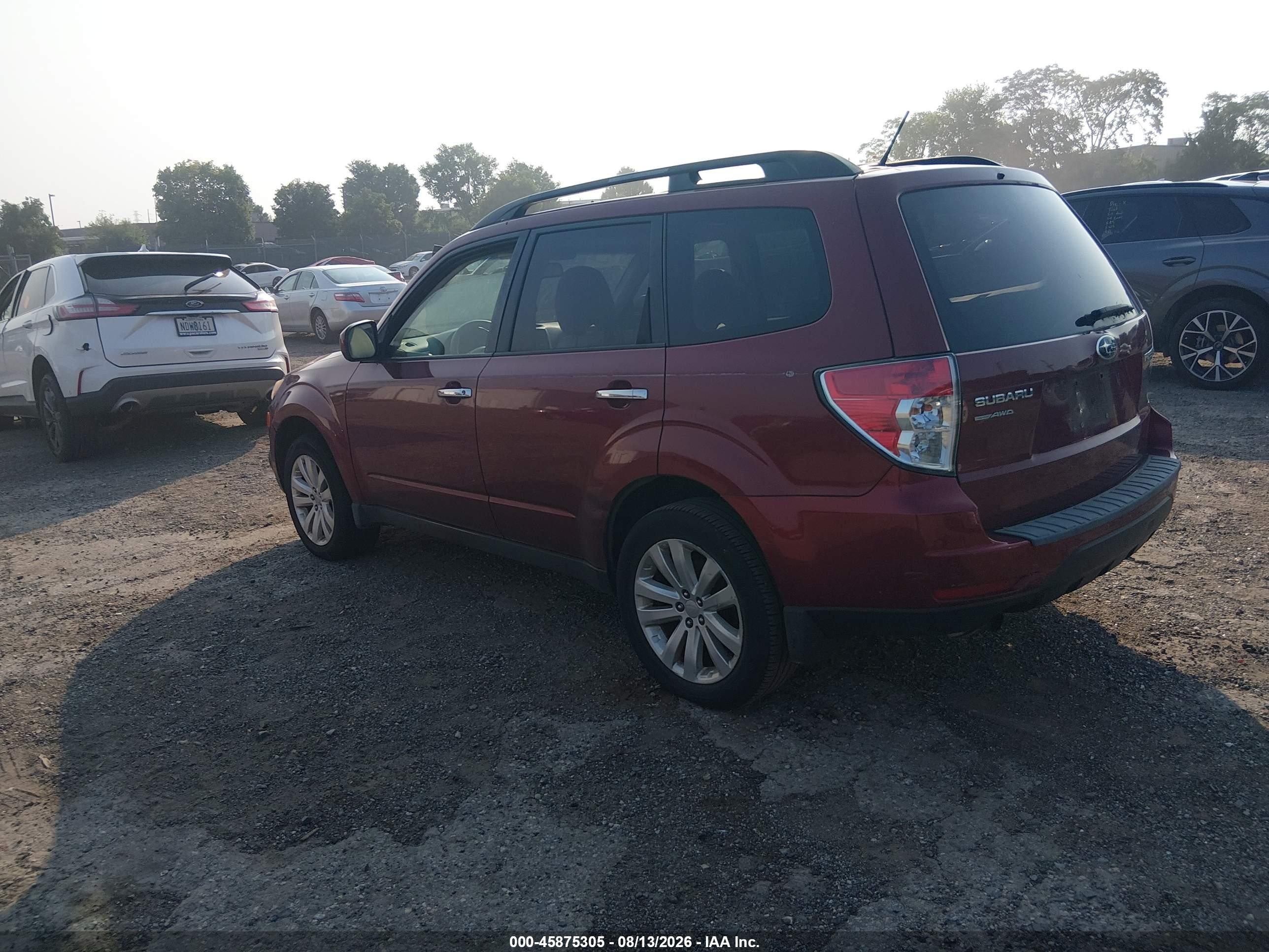 2013 Subaru Forester 2.5x Premium Бордовый vin: JF2SHADC0DH435590