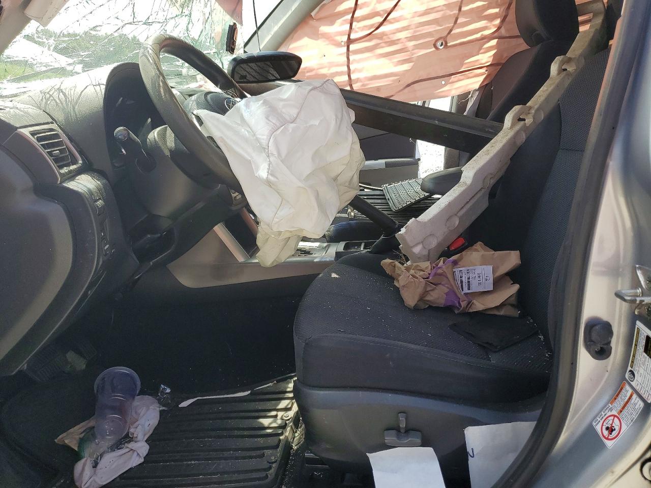2013 Subaru Forester 2.5x Premium Серебряный vin: JF2SHADC0DH443818