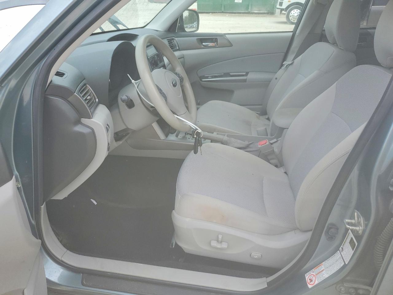 2011 Subaru Forester 2.5x Premium Blue vin: JF2SHADC1BH721493